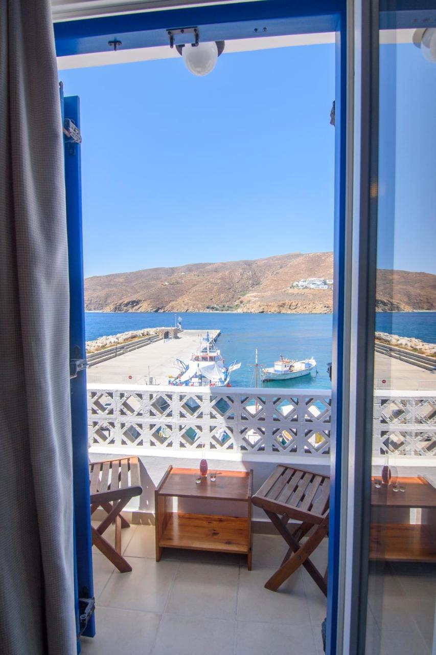 Mike Hotel Агиали Екстериор снимка
